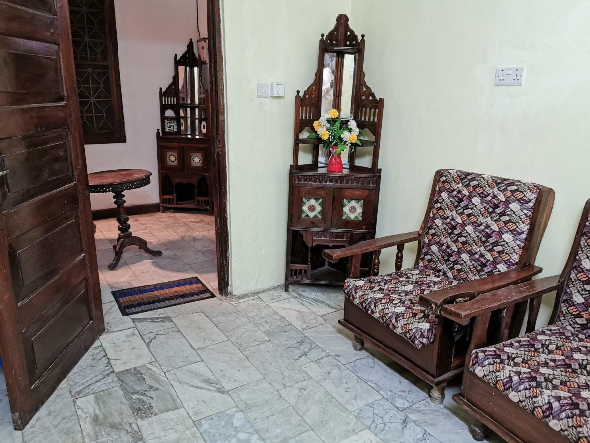 Crown Hotel Zanzibar Exterior photo