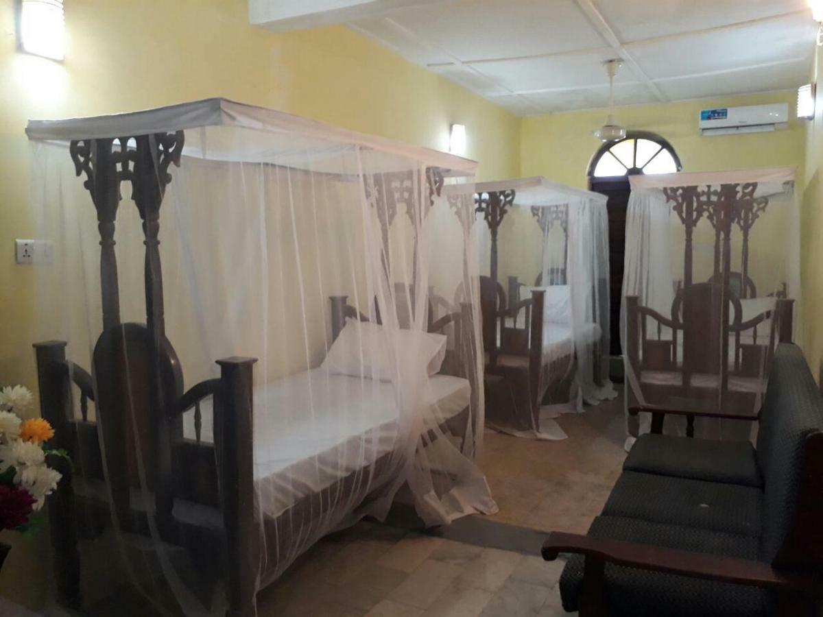 Crown Hotel Zanzibar Exterior photo